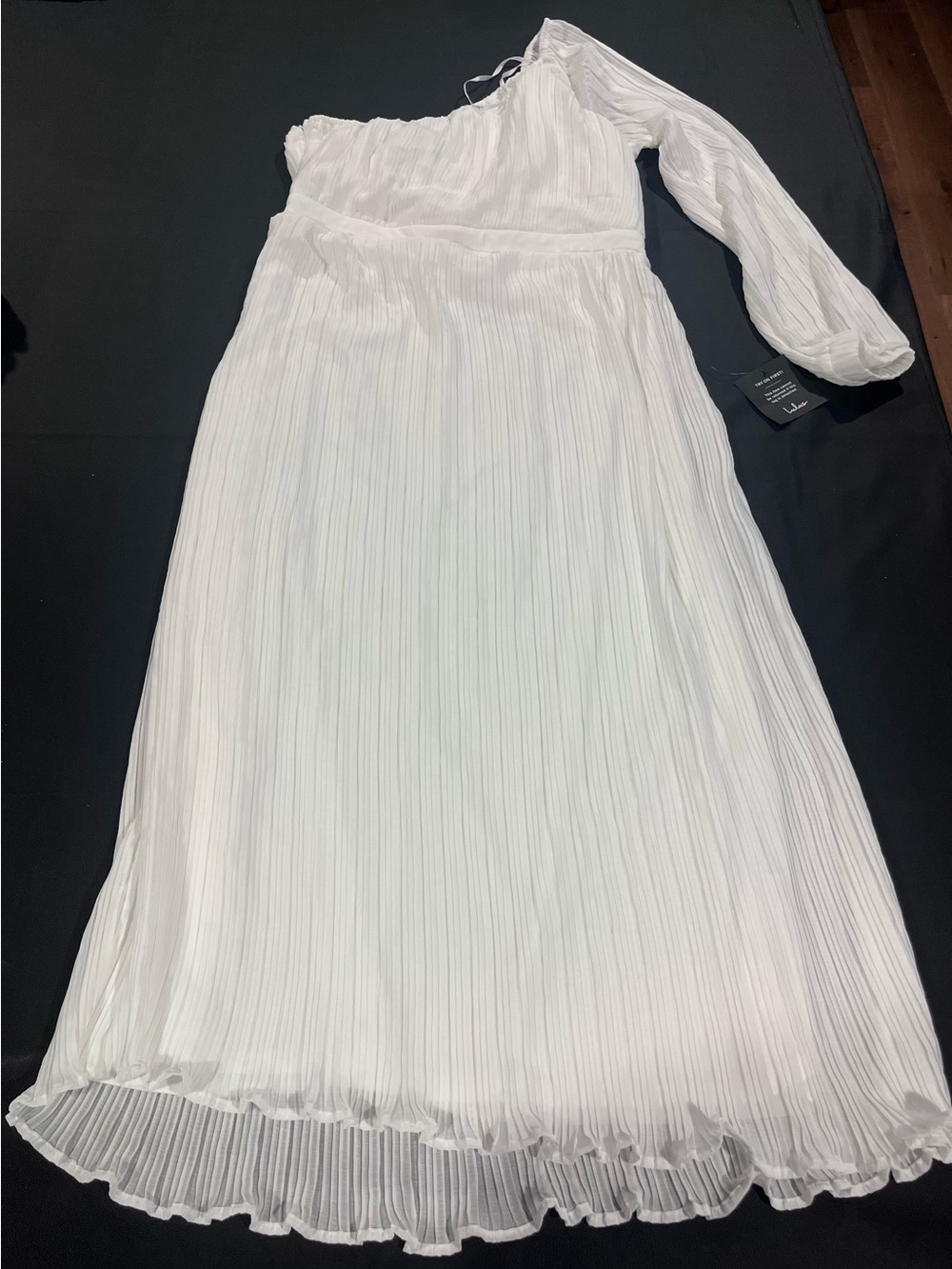 Lulu's White One-Shoulder Pleated Maxi Dress